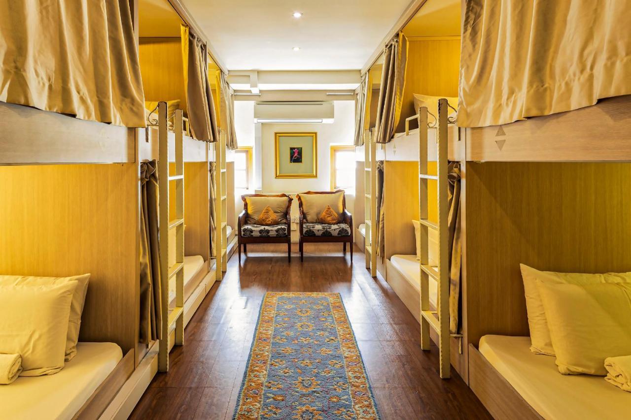 Atelier Capsulehotel